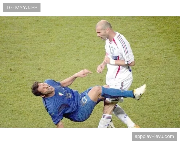 齐达内足球哲学重塑现代战术格局，引领当代足球发展新趋势