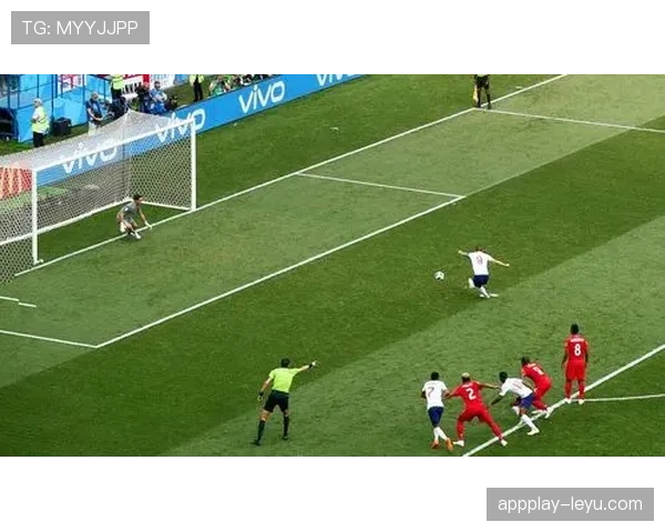 折射球判定到底算犯规还是合理射门?规则全解析! 折射球判定到底算犯规还是合理射门?规则全解析!